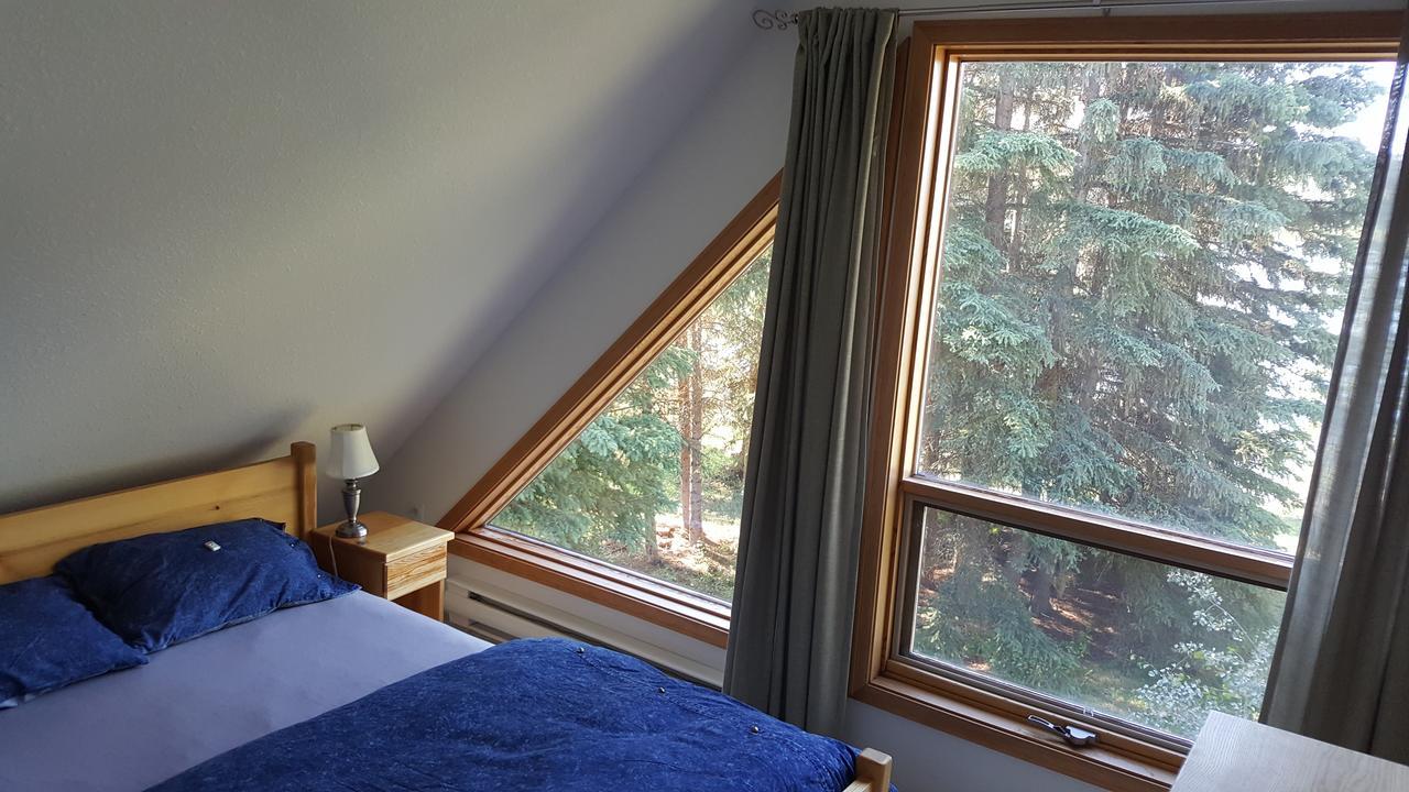 Wettstone Guest Ranch Bed & Breakfast Bridge Lake Luaran gambar