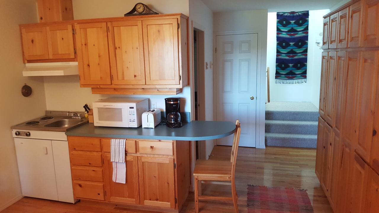 Wettstone Guest Ranch Bed & Breakfast Bridge Lake Luaran gambar