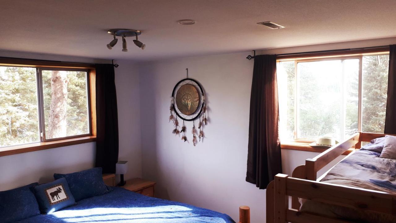 Wettstone Guest Ranch Bed & Breakfast Bridge Lake Luaran gambar